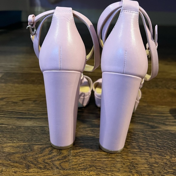 Michael Kors Charlize Platform Sandals Size 6 - Picture 3 of 4